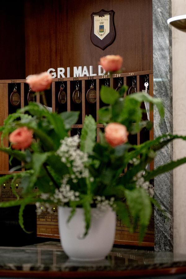 Hotel Grimaldi Treia ภายนอก รูปภาพ
