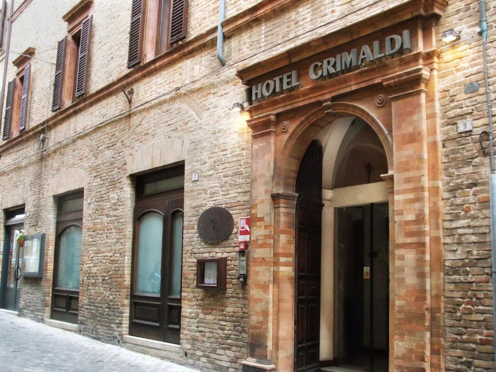 Hotel Grimaldi Treia ภายนอก รูปภาพ